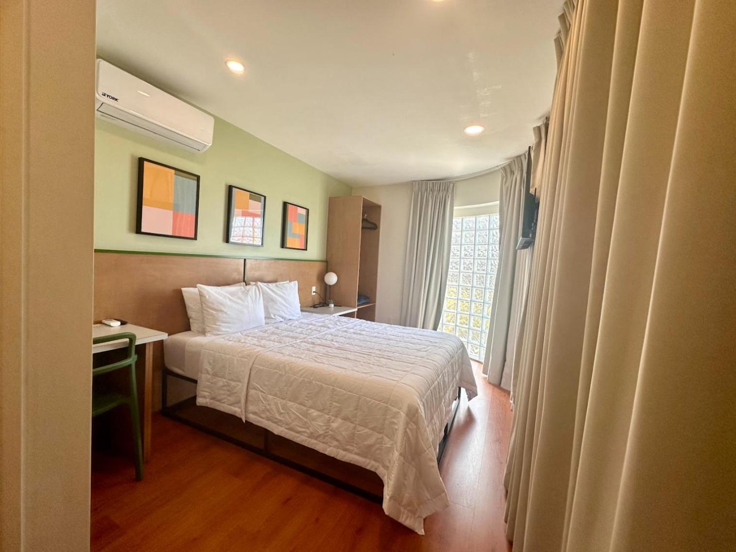 Intj Hotel Tijuana Zewnętrze zdjęcie