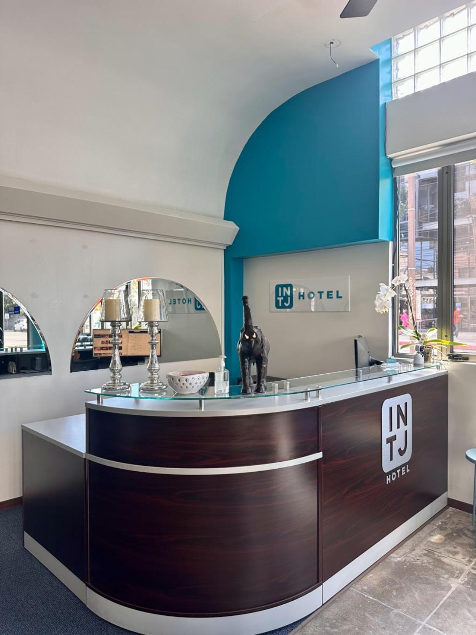 Intj Hotel Tijuana Zewnętrze zdjęcie